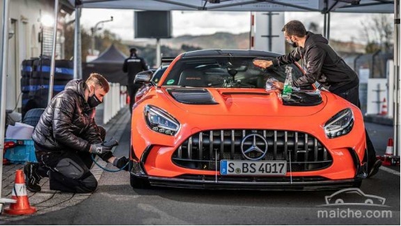 奔驰AMG GT Black Series再创纽北圈速记录