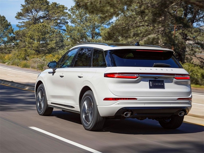 标配2.0T+8AT，豪华SUV不到25万起！这些全新SUV