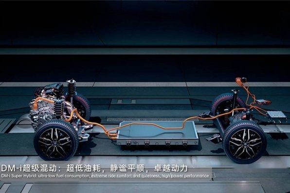买了不后悔：比亚迪在长举办宋Pro DM-i冠军版品鉴及交车仪式