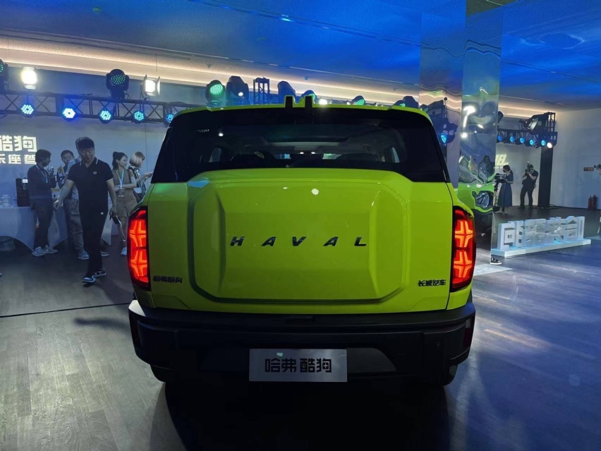 入门级硬朗越野SUV，哈弗酷狗顶配预售不超15万元