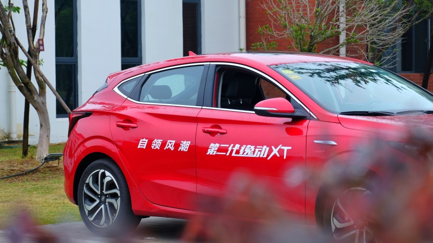 为何国产两厢车这么冷？长安逸动XT