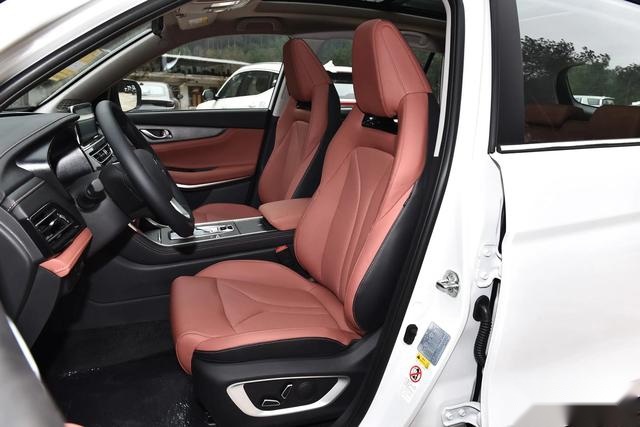 2024款长安CS75畅享版上市，升级电子挡把，售价10.39万元起