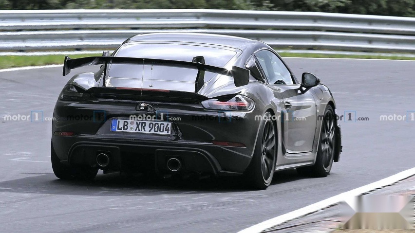 设计更加激进 保时捷 718 Cayman GT4 RS路试谍照曝光
