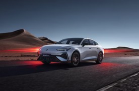 你的运动轿跑才9.79万元起！长安第三代UNI-V价格权益正式发布！