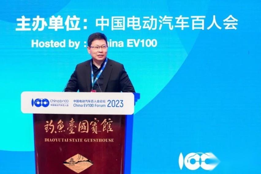 多年以后当你开着十万级的豪车在路上奔驰时候，一定会想起2023年的春天