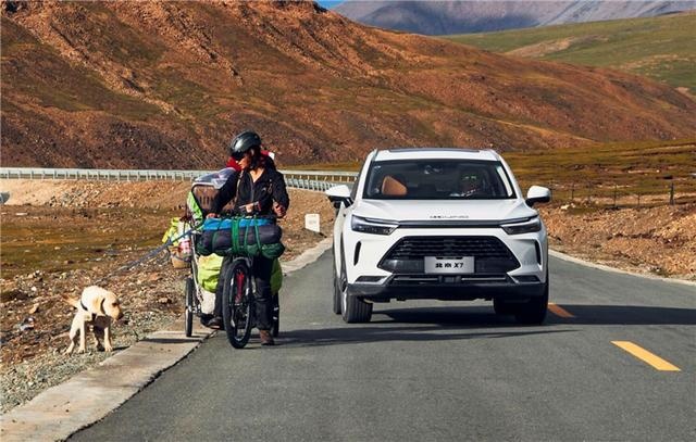 穿越70℃的沙漠抵达5200m珠峰大本营，一台国产车，北京X7能行