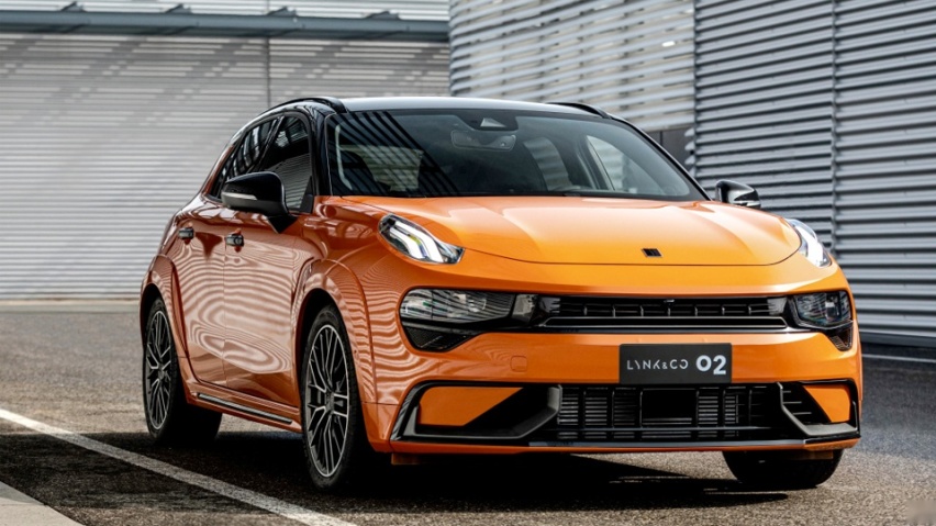都是Hatchback，思域1.5T领克2.0T，这题难么？
