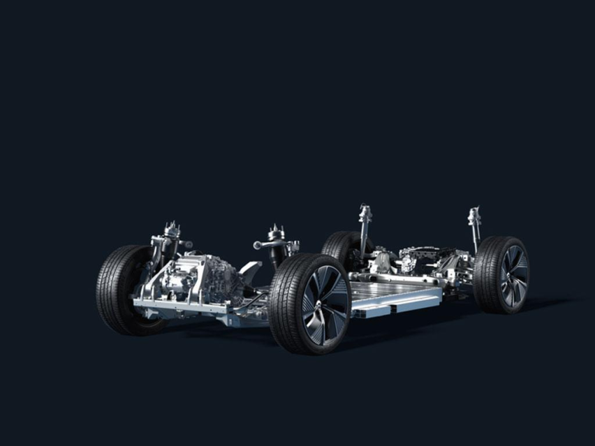 50多万的蔚来ET7续航1000km，3.9秒破百，打7系能赢吗？
