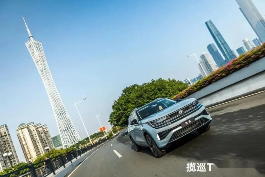 一汽-大众燃油SUV收官之作，揽巡27.49万起售，中高配更值
