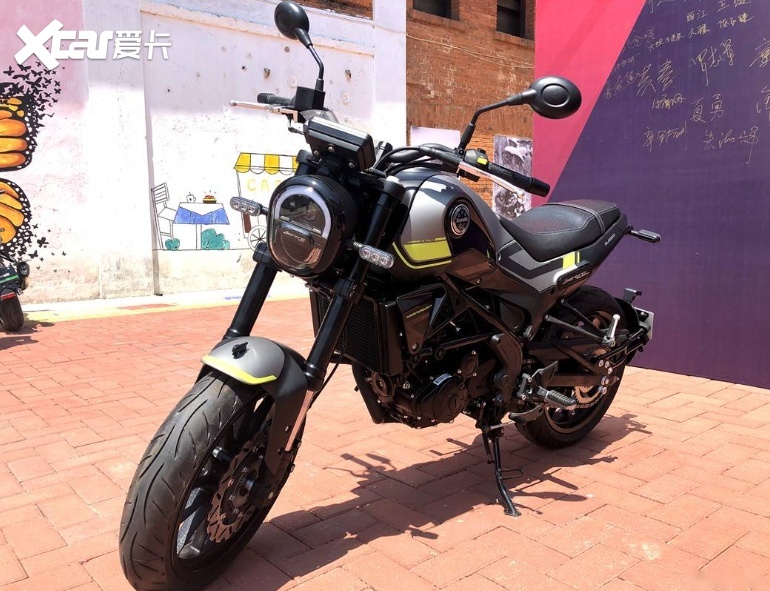 复古摩友的最爱,500cc大排量,低扭强劲,能野能怀旧