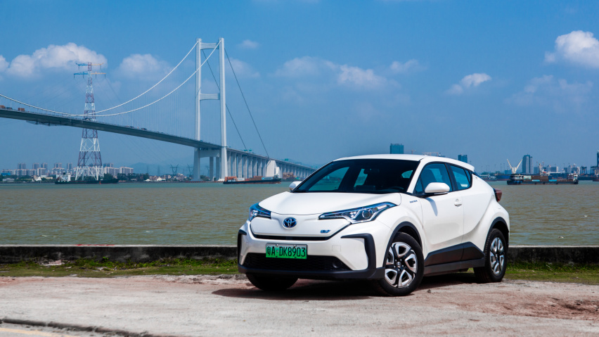 优于燃油的动力与乐趣 试驾丰田C-HR EV