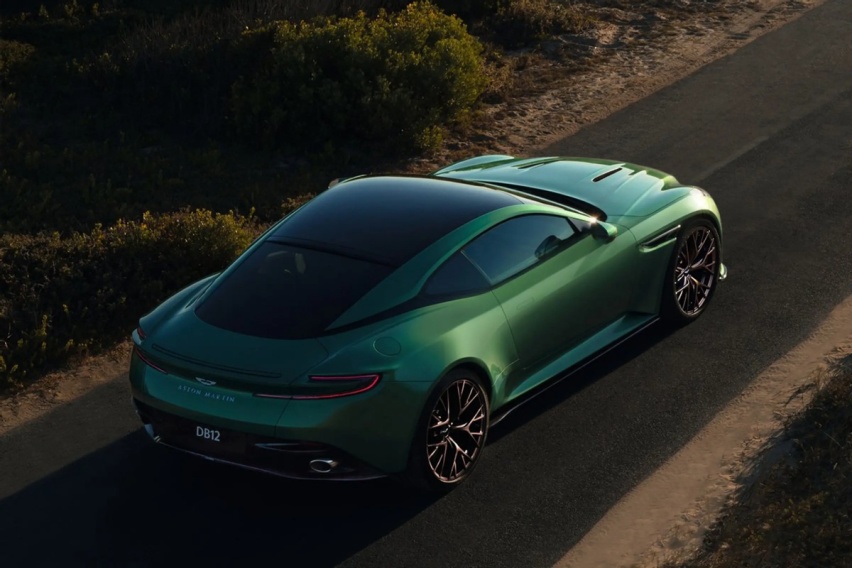 阿斯顿·马丁DB12上市，搭载V8引擎，定价251.8万元起