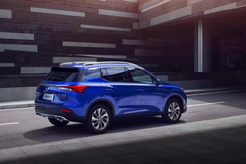 10来万的国产SUV，居然用上法拉利同款材质！