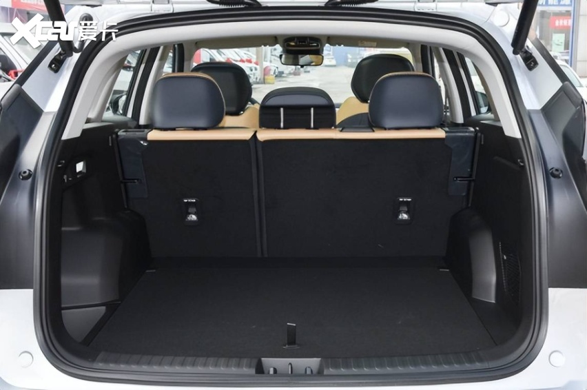 cma架构下的高性能家用suv,吉利博越l:安全,舒适一应俱全!