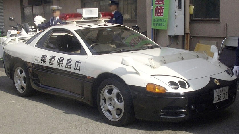 rx7gtrnsx日本警车你还真惹不起