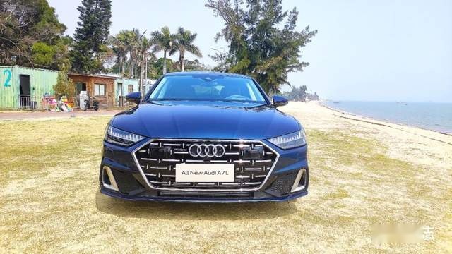 5.6秒破百、3.0T V6引擎的魅力，深入试驾奥迪A7L