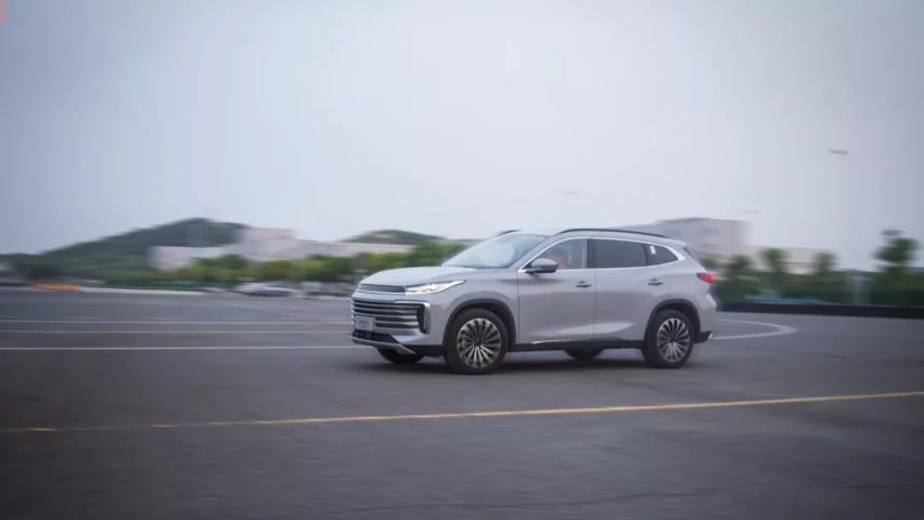 盘点2021年9款重磅SUV，自主品牌真的站起来了？