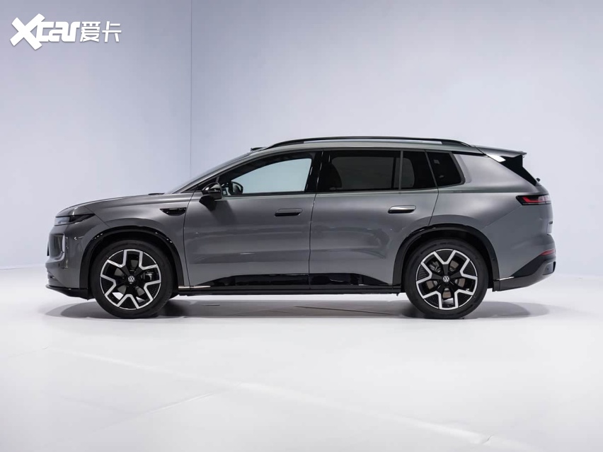 一汽-大众ID.AURA T6开启预售，13.59万起，智驾、空间全都