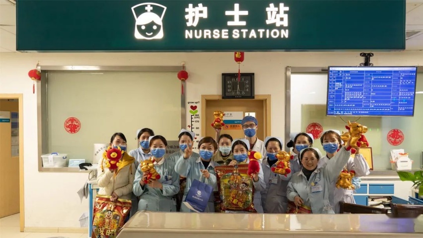 有长安汽车在，抗疫英雄回家更温暖