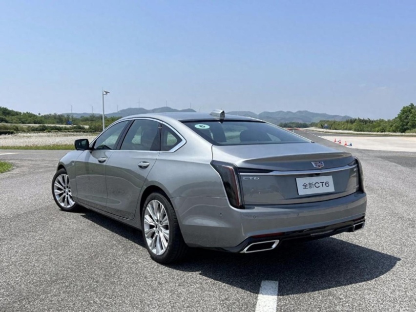 35万买豪华C级车，凯迪拉克CT6和沃尔沃S90该选哪个？