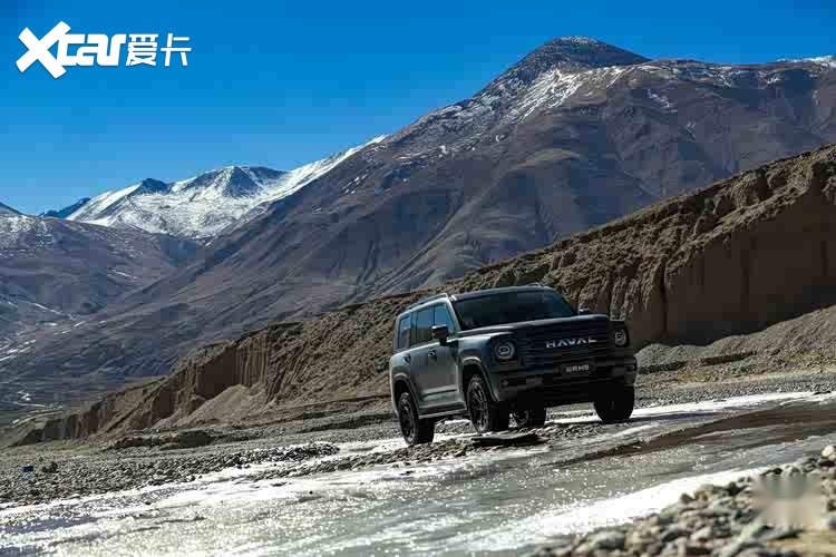 二代哈弗H9穿越版上市，23.29万挑战长穿天花板