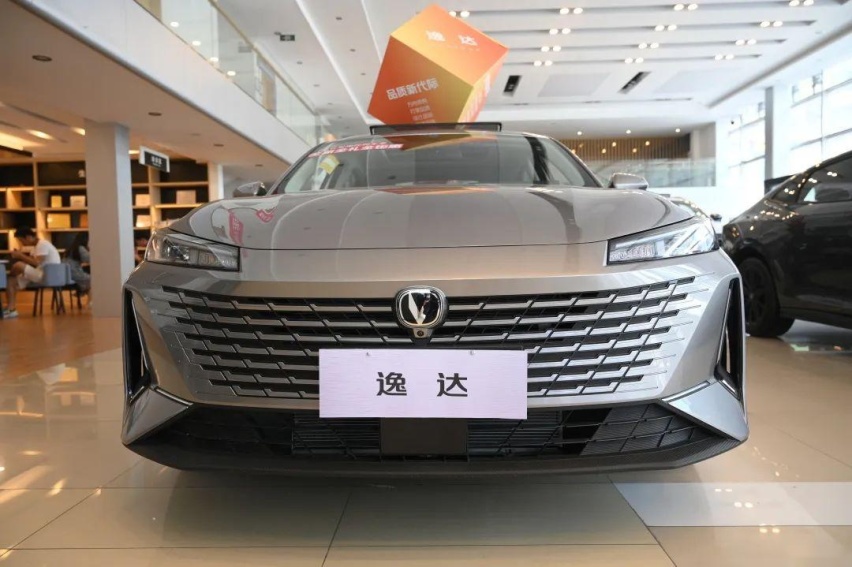 8.99万起，家用新选择！实拍长安逸达