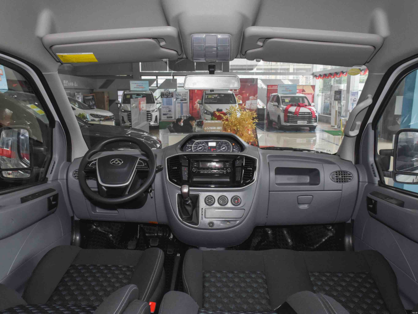上汽大通MAXUS V80，助力漂流哥，让爱持续传递