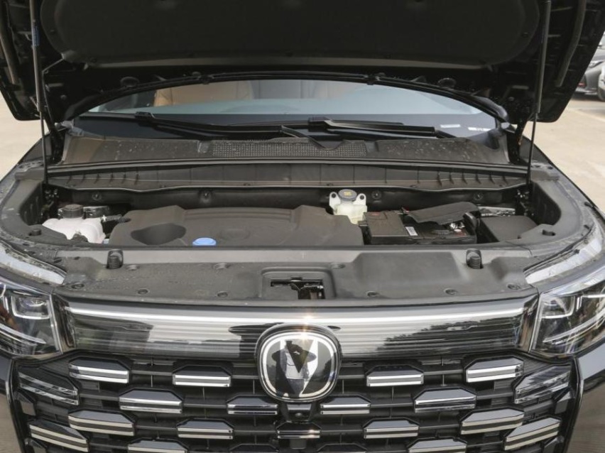 定位中大型SUV，长安CS95PLUS，还有哪些卖点？