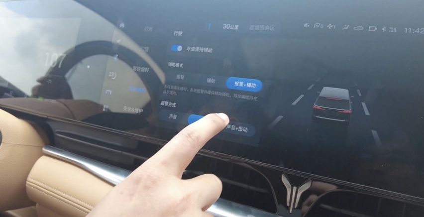 优缺点都在哪？新岚图梦想家1500km长途自驾大挑战，油耗高不高？