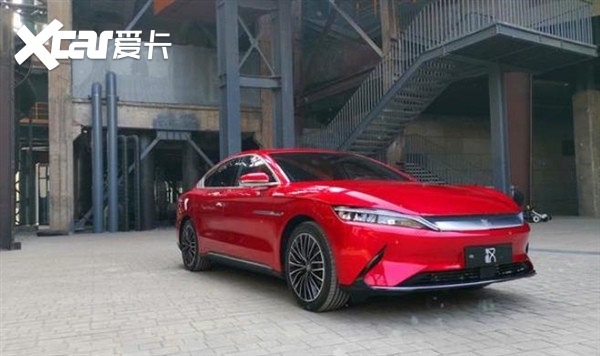 比亚迪宋PLUS实车现身，内饰与比亚迪汉类似，搭1.5T！