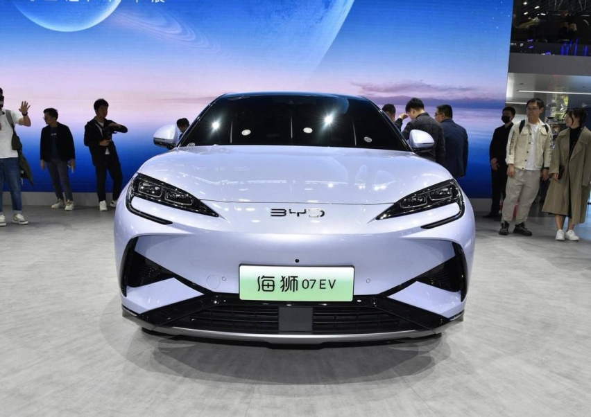 比亚迪海狮首款车型亮相，是SUV，比宋L还大，卖20万能火么？