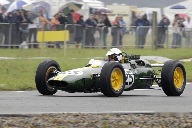 车库玩家到F1霸榜者，属于路特斯的英伦风潮
