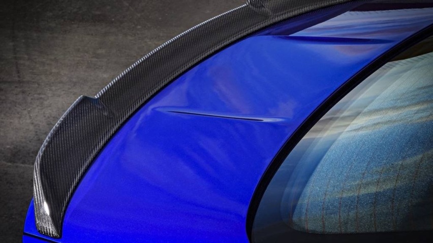 BMW-M4_CS-2018-1600-6eresiazed.jpg