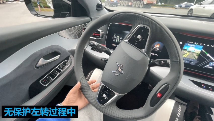 不藏着掖着了，这是2022年我开过的智能驾辅能力最强的车