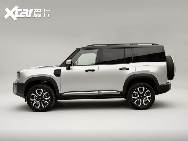 吉利又有大动作，银河战舰700亮相，上市能撼动硬派越野SUV市场？