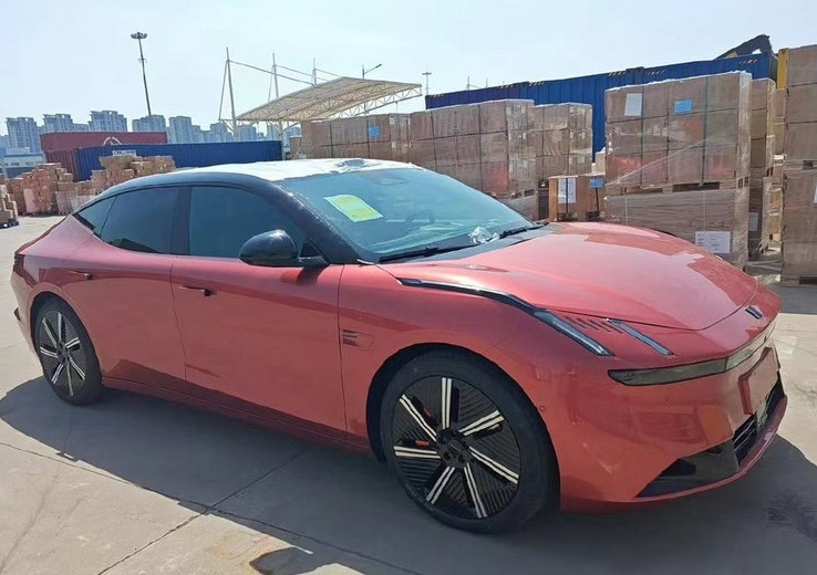 概念车变成量产车，领克ZERO即将亮相，死磕小米SU7？