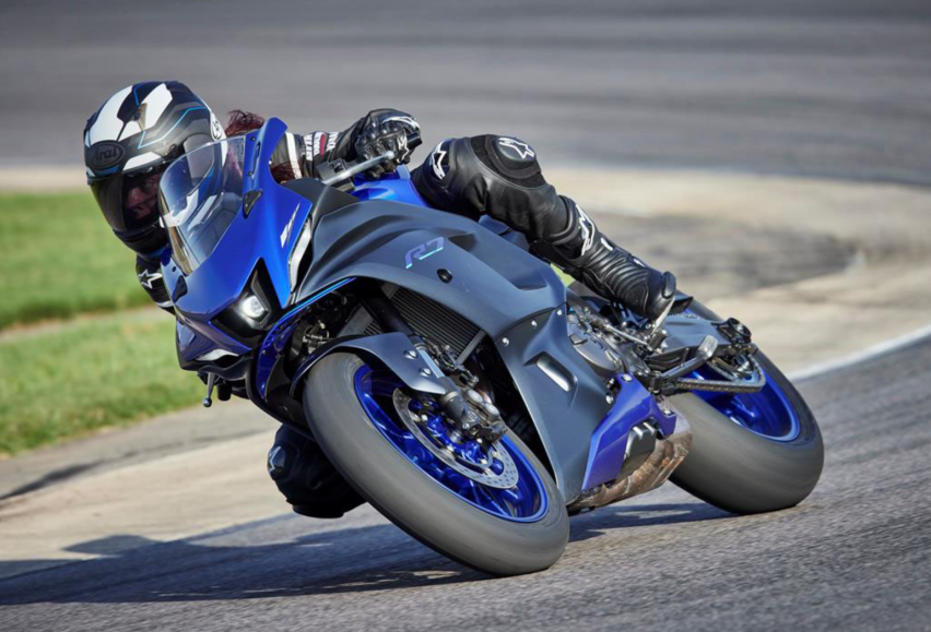 雅马哈推出2023款YZF-R7全新涂装，灰白配显质感，水冷双缸72马