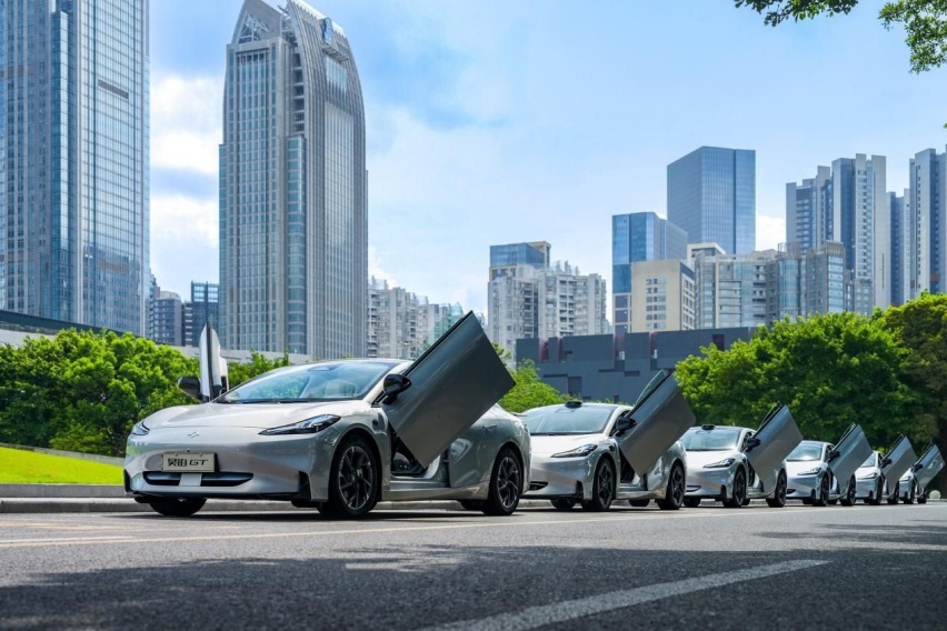 埃安高端系列纯电专属，昊铂Hyper GT