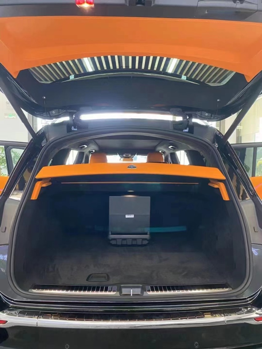 新款奔驰GLS450升级迈巴赫GLS600爱马仕橙四座版内饰