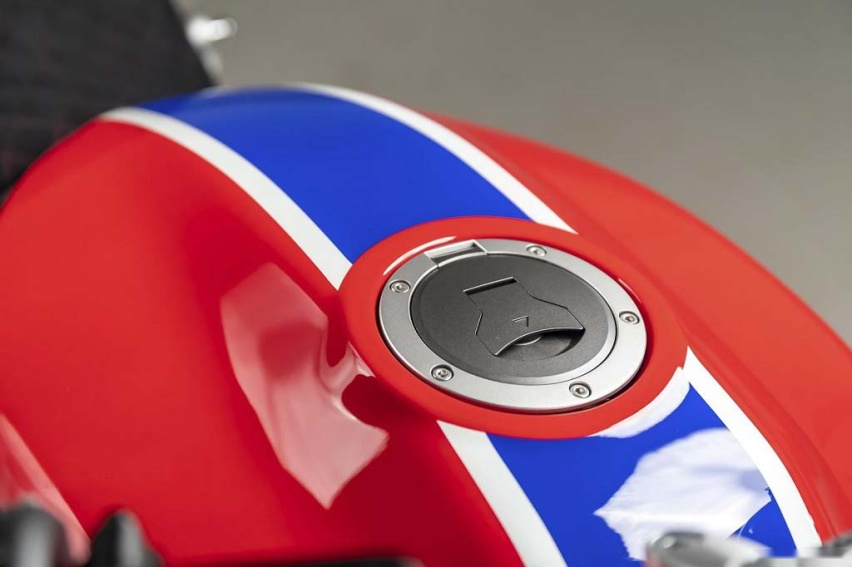 本田CB1100 RS 5Four限量发售15,554英镑