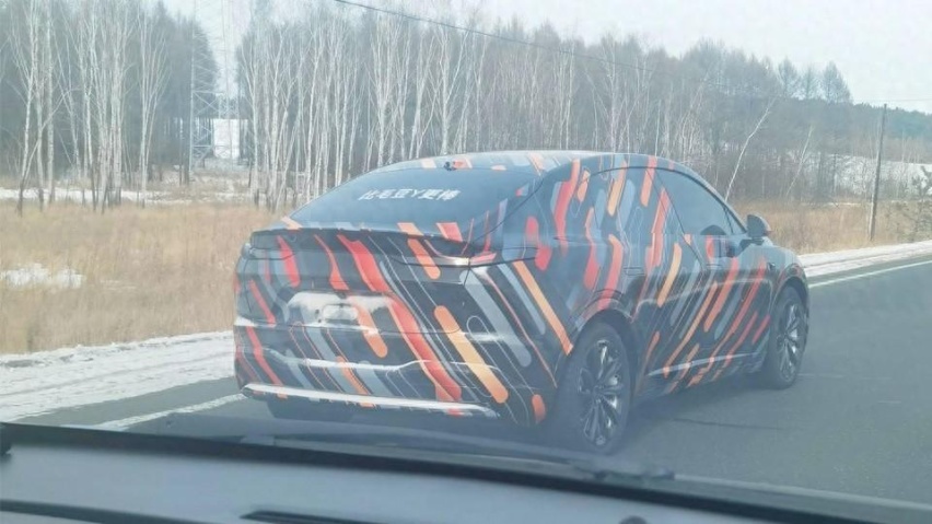 特斯拉吃了800V的亏，蔚来阿尔卑斯新车比Model Y续航多50km