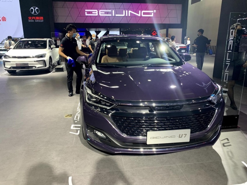 销量垫底的国产B级车，BEIJING U7究竟是哪里不行