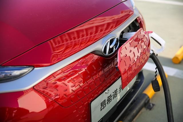 续航500km的合资纯电SUV，20万入顶配，试昂希诺纯电动