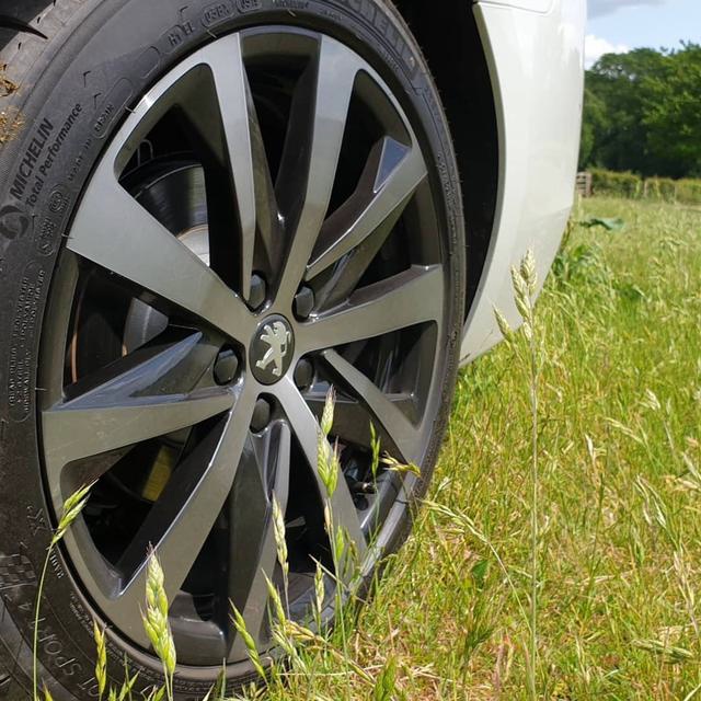 全新标致508 SW海外实车
