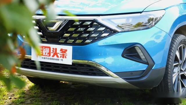 与途观L同级别！尝鲜价仅10.68万起，捷达VS7值不值得买
