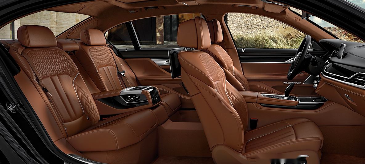 开宝马坐宝马 新BMW 7系开辟现代豪华新境