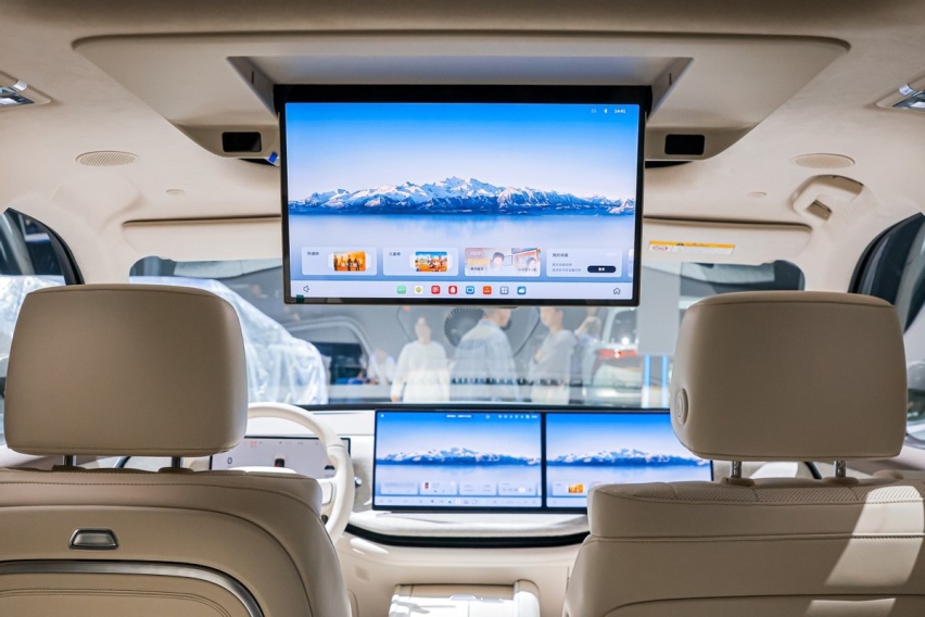 蓝山智驾版北京车展首发亮相，为用户开启智能出行新体验