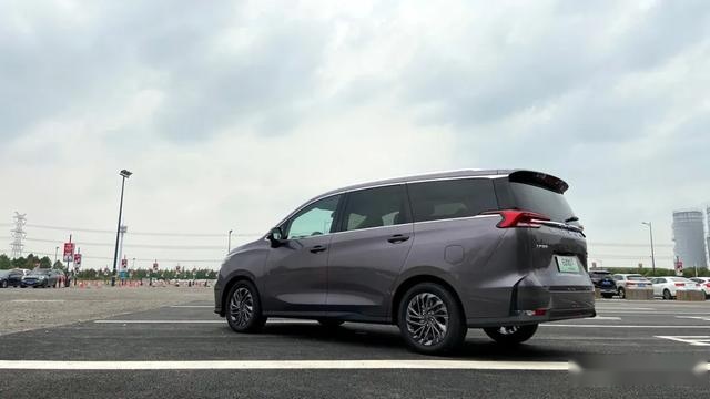 科技加持空间又足 上汽MAXUS EUNIQ 5/EUNIQ 6抢先体验