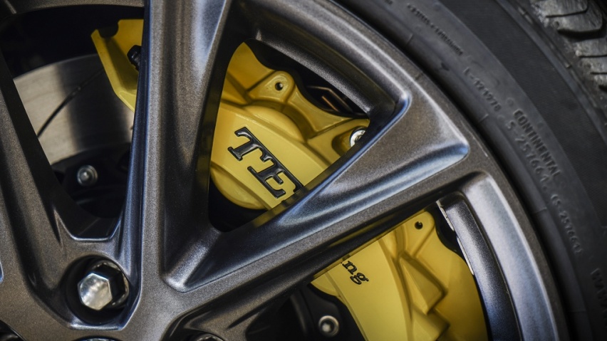 刹车改装案例分享~TEI Racing刹车P40NS+四活塞卡钳套件
