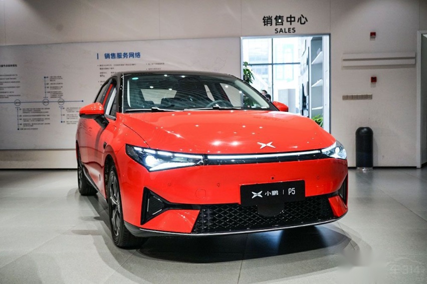 紧凑型电动汽车该怎么选？小鹏P5对比AION S和ER6有优势吗？